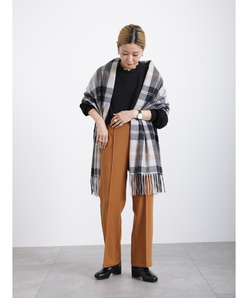 Samansa Mos2 blue（サマンサモスモスブルー）の「チェックストール（ストール/ショール・レディース・グレー/ベージュ/チャコール/マスタード/レッド・ﾌﾘ-）」の7枚目の写真
