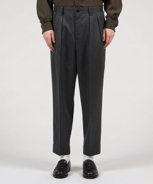 TOMORROWLAND （トゥモローランド）の「ポリエステルツイル 2プリーツパンツ（その他パンツ・メンズ・ブラック/チャコールグレー/ダークブラウン・M/S）」の7枚目の写真