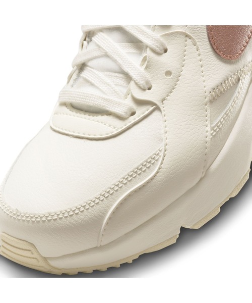 NIKE(ナイキ)の「ナイキ エア マックス エクシー ウィメンズシューズ / Nike Air Max Excee Women's Shoes(スニーカー・レディース・クリーム・26/25.5/24/23.5/24.5/25/23/22.5/26.5)」の7枚目の写真