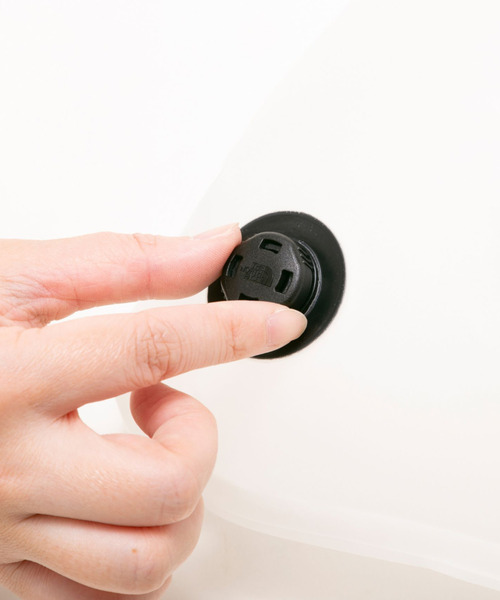 THE NORTH FACE（ザノースフェイス）の「THE NORTH FACE/ザ・ノース・フェイス スーパーライトキャンプピロー SL CAMP PILLOW NN32325（アウトドアグッズ・メンズ・ブラック・ONESIZE）」の13枚目の写真