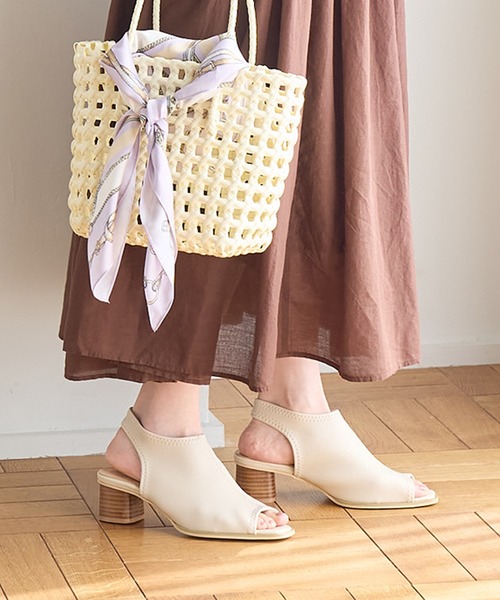 レディース　新品未使用　ROPE ブラック ミュール ゴールドリング23.5 ROPE' PICNIC（ロペピクニック）の「オープントゥソフトストレッチ