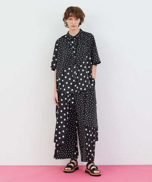 FRAPBOIS(フラボア)の「ドットサテン ブラウス(シャツ/ブラウス・レディース・ネイビー/ブラック・1/0)」の15枚目の写真