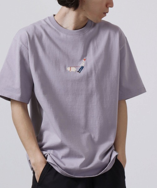 FUNALIVE(ファンアライブ)の「FINCK'S ワンポイント刺繍 オーバーサイズ半袖Tシャツ(Tシャツ/カットソー・メンズ・ホワイト系その他/ラベンダー/サンドベージュ/サックスブルー/ホワイト系その他2/オフホワイト・L/XL/M)」の6枚目の写真