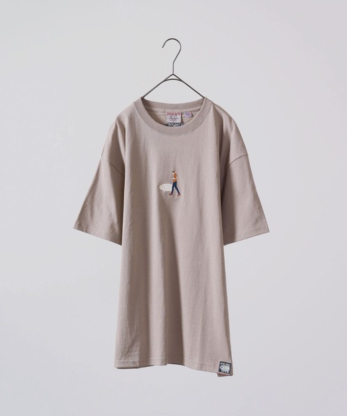 FUNALIVE(ファンアライブ)の「FINCK'S ワンポイント刺繍 オーバーサイズ半袖Tシャツ(Tシャツ/カットソー・メンズ・ホワイト系その他/ラベンダー/サンドベージュ/サックスブルー/ホワイト系その他2/オフホワイト・L/XL/M)」の13枚目の写真