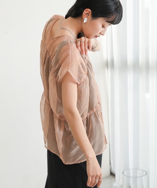 Bab（バブ）の「前後2WAYギャザーブラウス（シャツ/ブラウス・レディース・ブラック/カーキ/アイボリー/ベージュ・M）」の9枚目の写真