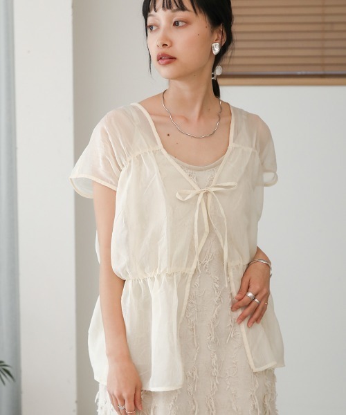 Bab（バブ）の「前後2WAYギャザーブラウス（シャツ/ブラウス・レディース・ブラック/カーキ/アイボリー/ベージュ・M）」の5枚目の写真