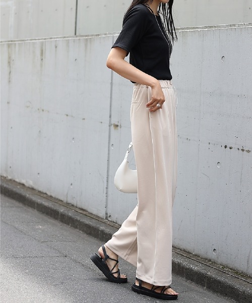 COLONY 2139（コロニートゥーワンスリーナイン）の「カットジョーゼットサイドラインパンツ（その他パンツ・レディース・ベージュ/アイボリー/ブラック・FREE）」の10枚目の写真