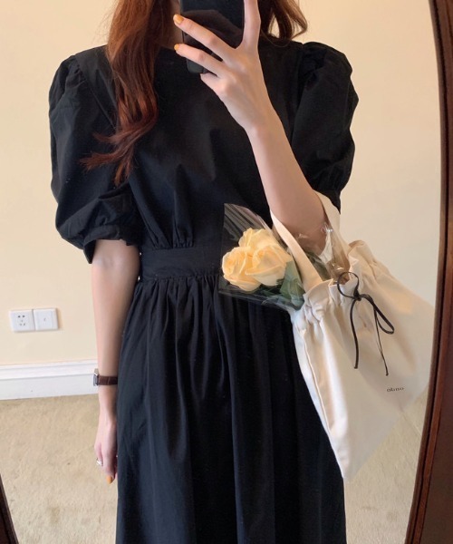 ROOPTOKYO（ループトウキョウ）の「パフスリーブバックオープンボタンワンピース（ワンピース・レディース・イエロー/ホワイト/ブラック・FREE）」の4枚目の写真