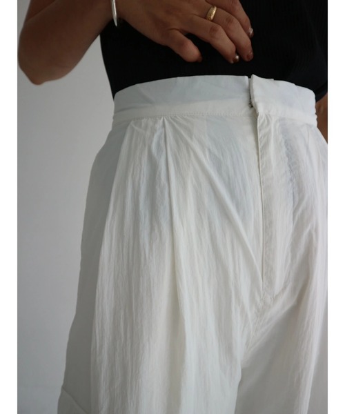 TRUNC(トランクエイティーエイト)の「Light Nylon Cargo Pants(カーゴパンツ・レディース・ブラック/ベージュ/アイボリー・FREE)」の5枚目の写真