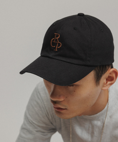 M TO R(ムウトアール)の「【ROYAL CITY PARK×M】RCP LOGO CAP(キャップ・レディース・ブラック/ワイン/ネイビー/グリーン・FREE)」の6枚目の写真