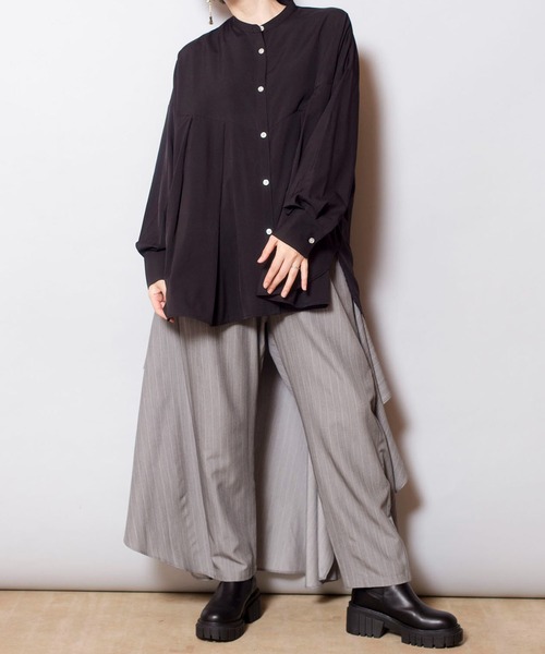 OSMOSIS（オズモーシス）の「切替タックブラウス（シャツ/ブラウス・レディース・グレー/ブラック/ホワイト・ONE SIZE）」の9枚目の写真