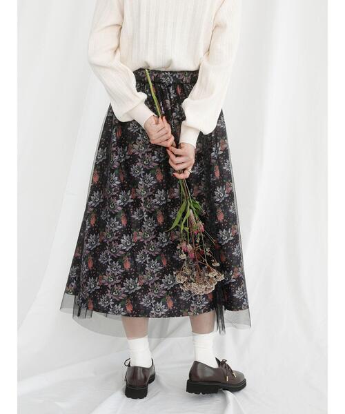 Te chichi TERRASSE（テチチテラス）の「【日比谷花壇コラボ】チュールスカート（スカート・レディース・グレー/ブラック・F）」の15枚目の写真