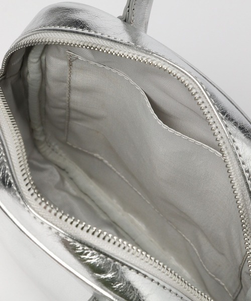 LOWRYS FARM(ローリーズファーム)の「スクエアボストンバック 980539(ボストンバッグ・レディース・シルバー/ブラック・FREE)」の7枚目の写真