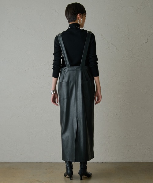 LOUNGEDRESS（ラウンジドレス）の「フェイクレザージャンパー