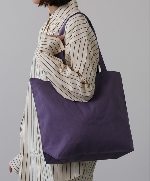 emesuelee(エメスーリー)の「レギュラーキャンバストートバッグ W(トートバッグ・レディース・ミント/ブルー系1/スモークピンク/レッド/ブルー/マスタード/グリーン/ネイビー/ピンク/モカ/ナチュラル/ライトグレー/カーキ/パープル/オリーブ・フリー)」の11枚目の写真