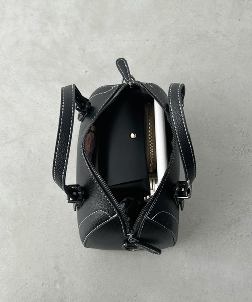 un+frame（アンフレーム）の「boston shoulder bag／2WAYステッチボストンショルダーバッグ（ショルダーバッグ・レディース・ダークブラウン/グリーン/ブラック/ベージュ・FREE）」の11枚目の写真