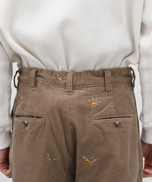 JOURNAL STANDARD relume（ジャーナルスタンダード　レリューム）の「総柄 刺しゅうコーデュロイ イージーパンツ "BIRD"（その他パンツ・メンズ・ブラック/ウッド・MEDIUM/LARGE）」の8枚目の写真