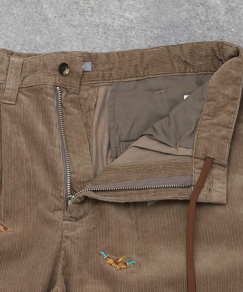 JOURNAL STANDARD relume（ジャーナルスタンダード　レリューム）の「総柄 刺しゅうコーデュロイ イージーパンツ "BIRD"（その他パンツ・メンズ・ブラック/ウッド・MEDIUM/LARGE）」の16枚目の写真