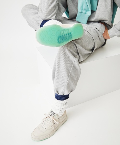 靴 Reebok CLUB C 85 atmos x WIND AND SEA Reebok Club C 85 atmos x Wind And Sea Color Cream r00007