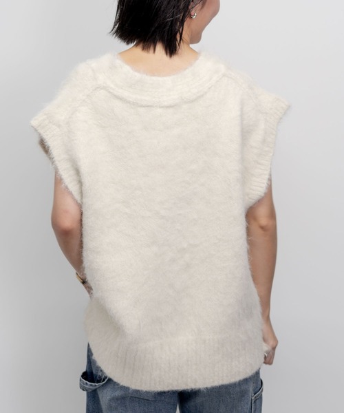 BARNYARDSTORM（バンヤードストーム）の「BARNYARDSTORM / ファーライクニットベスト（ベスト・レディース・オフホワイト/グレー・FREE）」の20枚目の写真