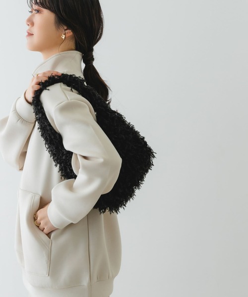 RODE SKO（ロデスコ）の「フリンジワンショルダーバッグ（ショルダーバッグ・レディース・ブラック/ベージュ・ONE）」の6枚目の写真