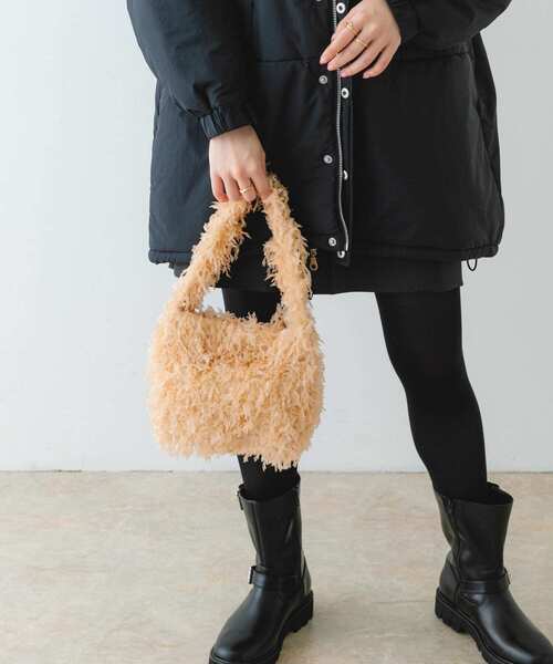 RODE SKO（ロデスコ）の「フリンジワンショルダーバッグ（ショルダーバッグ・レディース・ブラック/ベージュ・ONE）」の16枚目の写真