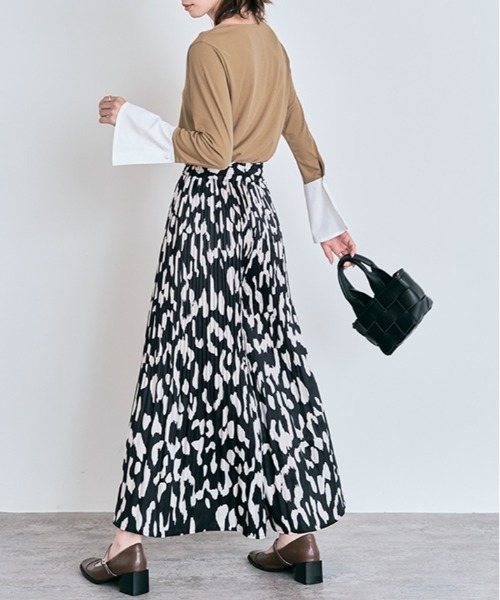 kirakiraShop(キラキラショップ)の「ベルカフス リブ トップス(Tシャツ/カットソー・レディース・ベージュ/オフホワイト/ブラック・M/L)」の12枚目の写真