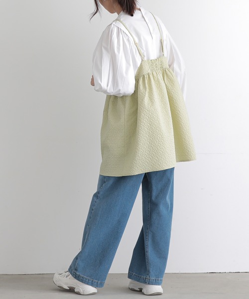 and it_（アンドイット）の「エンボス加工ビスチェキャミソール（キャミソール・レディース・ブラック/ベージュ/ペールイエロー・M/L）」の6枚目の写真