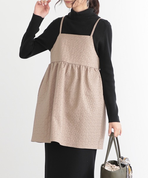 and it_（アンドイット）の「エンボス加工ビスチェキャミソール（キャミソール・レディース・ブラック/ベージュ/ペールイエロー・M/L）」の12枚目の写真