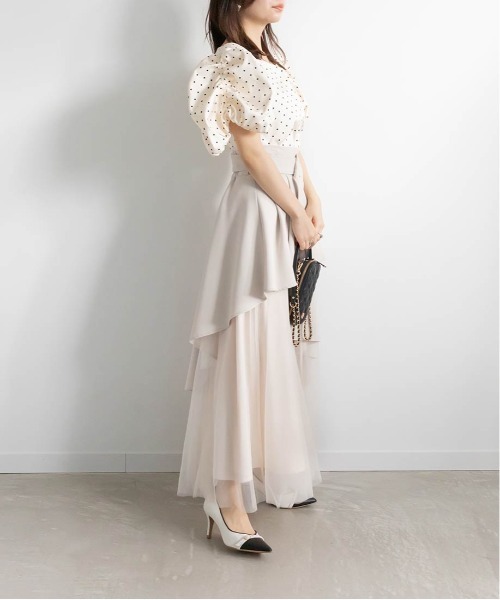 RANDA(ランダ)の「ベルトヒールパンプス(パンプス・レディース・ベージュ/ホワイト×ブラック/ブラック・24.5/24/23.5/23/22.5/22/25/25.5)」の18枚目の写真