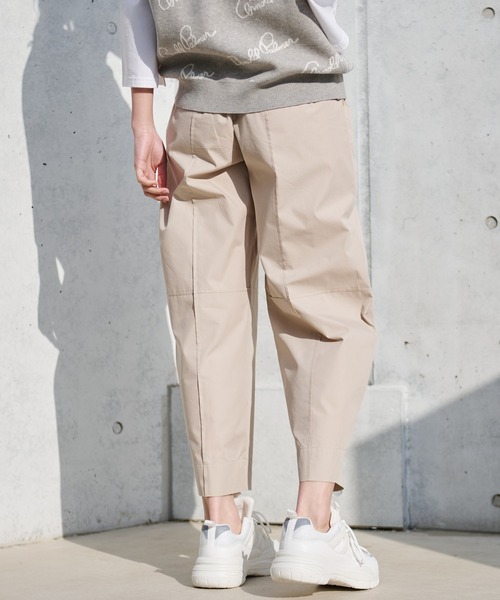 Arnold Palmer(アーノルドパーマー)の「コクーン リラックス パンツ(その他パンツ・レディース・ベージュ/ネイビー・S/M/L)」の20枚目の写真