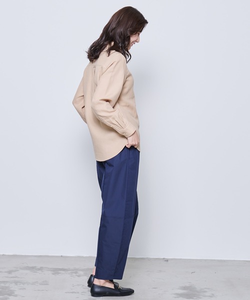 Arnold Palmer(アーノルドパーマー)の「コクーン リラックス パンツ(その他パンツ・レディース・ベージュ/ネイビー・S/M/L)」の12枚目の写真