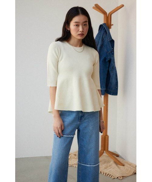 AZUL by moussy(アズールバイマウジー)の「ペプラム5分袖ニットトップス(ニット/セーター・レディース・アイボリー/ブラック/グリーン系その他・FREE)」の5枚目の写真