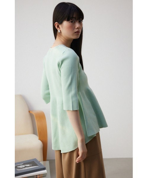 AZUL by moussy(アズールバイマウジー)の「ペプラム5分袖ニットトップス(ニット/セーター・レディース・アイボリー/ブラック/グリーン系その他・FREE)」の16枚目の写真