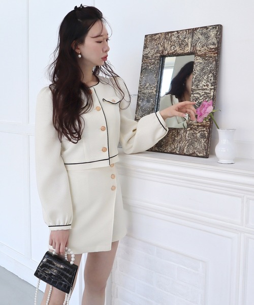 ROYAL PARTY(ロイヤルパーティー)の「配色パイピングコンパクトジャケット(ノーカラージャケット・レディース・ブラック/オフホワイト/ピンク・FREE)」の20枚目の写真