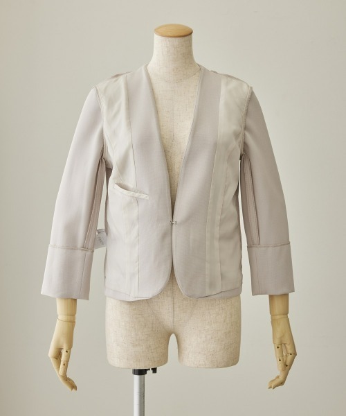 7days Life Styling(セブンデイズライフスタイリング)の「【洗濯機で洗える】 ドビー素材アンサンブルスーツセット(スーツセット・レディース・グレイッシュベージュ/ブラック系・L/M/S/LL)」の4枚目の写真