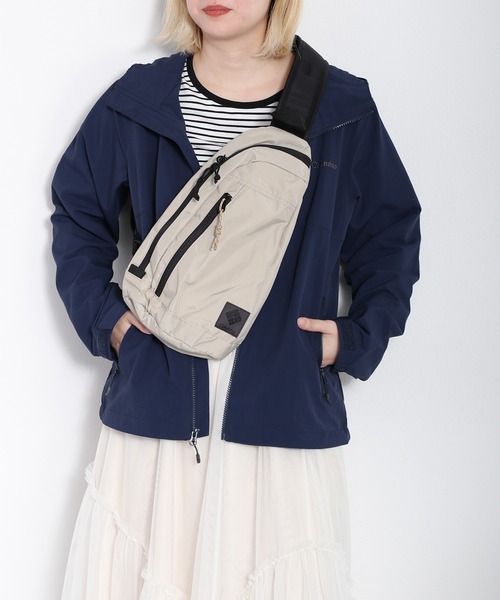 Columbia(コロンビア)の「【Columbia】コロンビアボディバッグ(ボディバッグ/ウエストポーチ・レディース・ベージュ/ブラック・FREE)」の11枚目の写真