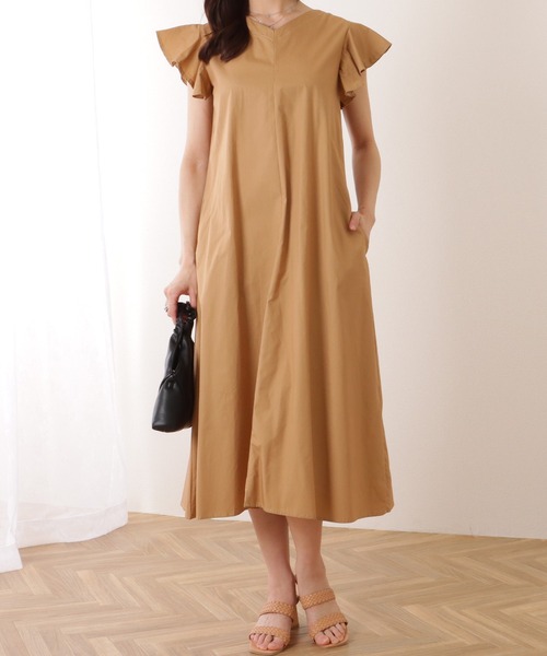 Lace Ladies(レースレディース)の「ラッフル フリル Vネック ロング ワンピース(ワンピース・レディース・ブラック/ベージュ/ピンク・FREE)」の1枚目の写真