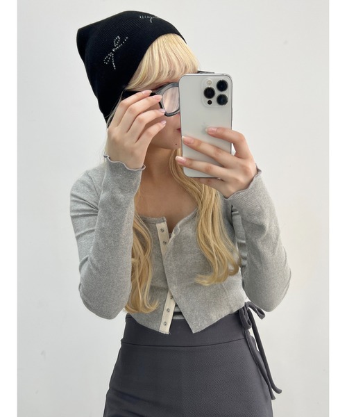 WC（ダブル シー）の「ビジューリボンビーニー（ニットキャップ/ビーニー・レディース・ホワイト/ブラック・FREE）」の4枚目の写真