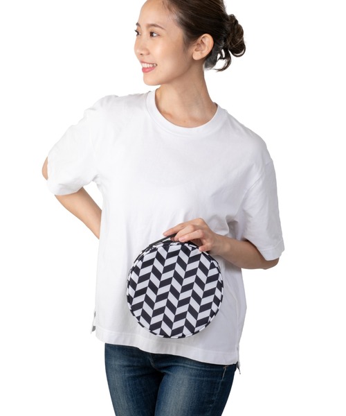 GLOBAL JAPAN（グローバルジャパン）の「アイスネックリング専用 Icy Neck 保冷ポーチ（アウトドアグッズ・レディース・パープル/グレー/ホワイト×ブラック/ピンク/グリーン/ピンク系その他/ブルー・F）」の20枚目の写真