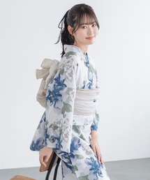 新品タグ付き　レディース浴衣単品　クリームホワイト　水色　青　花ストライプ 新品タグ付き レディース浴衣単品 クリームホワイト 水色 青 花