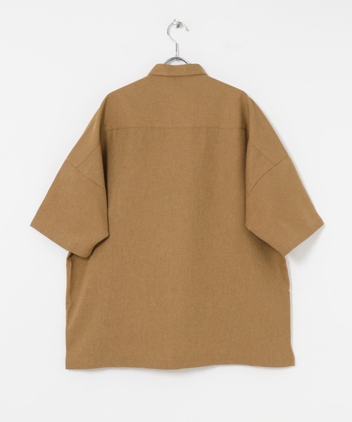 URBAN RESEARCH(アーバンリサーチ)の「URBAN RESEARCH iD LINEN LIKE TWILL SHIRTS(シャツ/ブラウス・メンズ・ベージュ/ブルー/グリーン/アイボリー・MEDIUM/LARGE)」の17枚目の写真