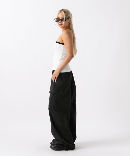 FOREVER 21(フォーエバー トゥエンティーワン)の「【2024SS】カーゴナイロンワイドパンツ(カーゴパンツ・レディース・ブラック/グレー/カーキ・SMALL/MEDIUM)」の16枚目の写真