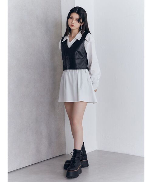 MURUA（ムルーア）の「フェイクレザーベスト×シャツワンピースSET（ワンピース・レディース・ブラック/グレー/ブラウン・FREE）」の10枚目の写真