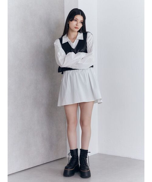 MURUA（ムルーア）の「フェイクレザーベスト×シャツワンピースSET（ワンピース・レディース・ブラック/グレー/ブラウン・FREE）」の11枚目の写真