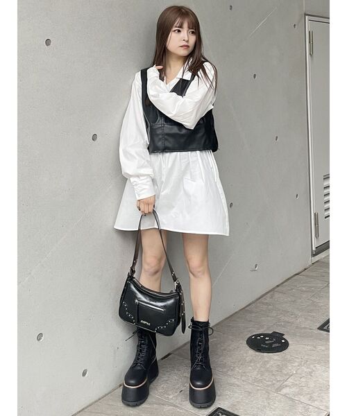 MURUA（ムルーア）の「フェイクレザーベスト×シャツワンピースSET（ワンピース・レディース・ブラック/グレー/ブラウン・FREE）」の14枚目の写真