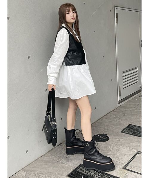 MURUA（ムルーア）の「フェイクレザーベスト×シャツワンピースSET（ワンピース・レディース・ブラック/グレー/ブラウン・FREE）」の15枚目の写真