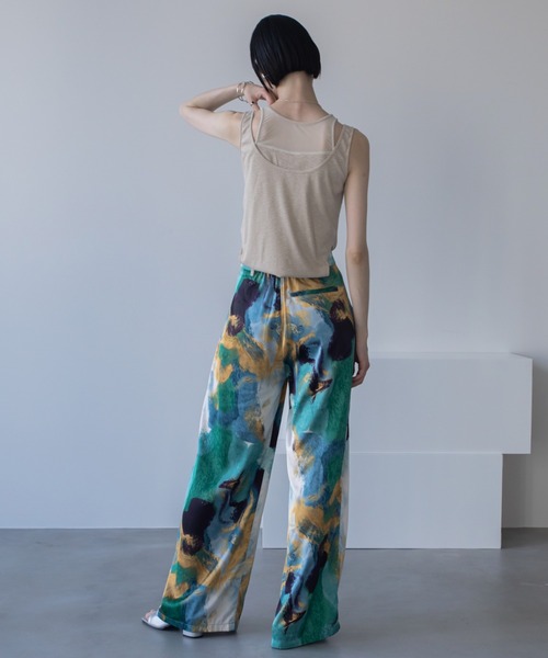 VACANCY（ヴァカンシー）の「シアーレイヤードホール2wayアメスリタンク（タンクトップ・レディース・アイボリー/ブラック/グリーン・FREE）」の12枚目の写真