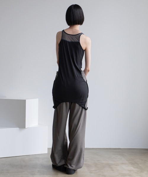 VACANCY（ヴァカンシー）の「シアーレイヤードホール2wayアメスリタンク（タンクトップ・レディース・アイボリー/ブラック/グリーン・FREE）」の20枚目の写真