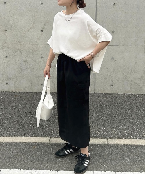 reca(レカ)の「【接触冷感】ドルマンスリーブワイドTシャツ ラクに体型カバーも叶う!綿100%(Tシャツ/カットソー・レディース・ピンク系その他/オフホワイト/チャコールグレー/ブラック/イエロー系その他/ブルー/ミント・M)」の8枚目の写真